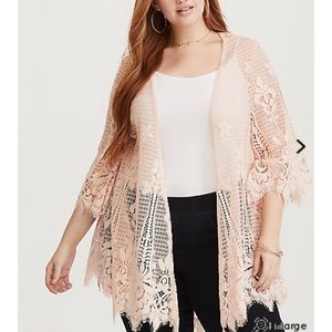 Torrid pale pink scalloped lace kimono